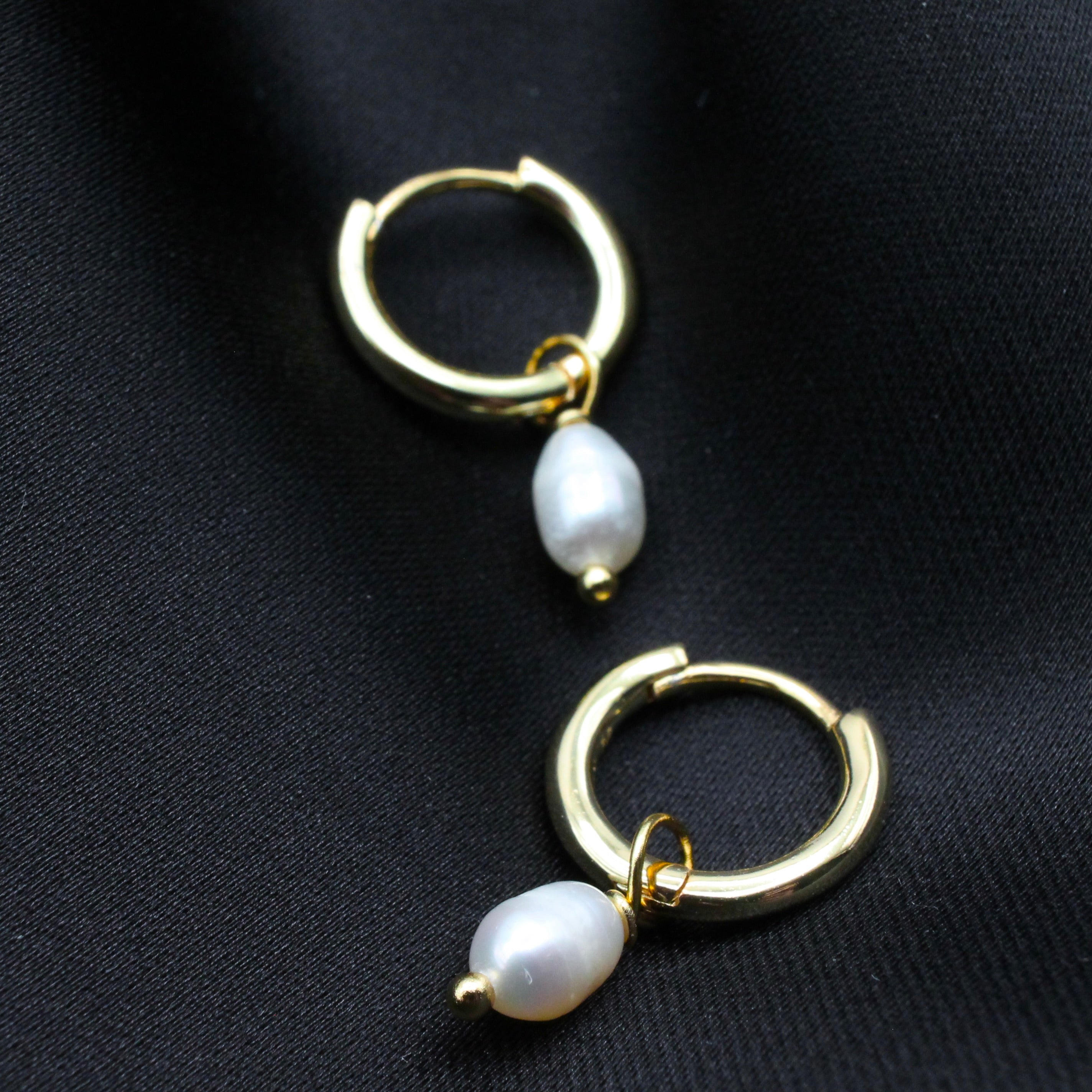 Pearl Hoops - MAKAIO